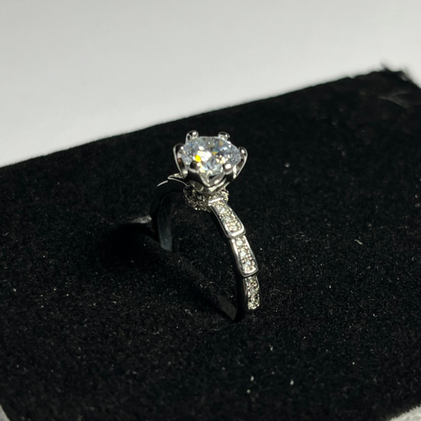 Elegant Shiny Silver Love Ring: A Timeless Symbol of Affection - Image 2