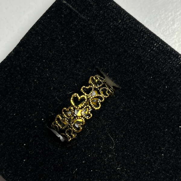Elegant Love Heart Bronze Ring: A Timeless Piece - Image 3
