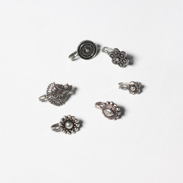 Oxidized Nose Pin